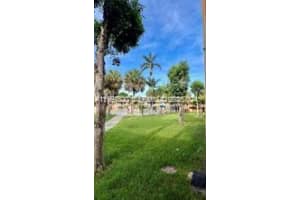 13700 Sw 62nd St 221, Miami