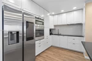 600 Three Islands Blvd 604, Hallandale Beach