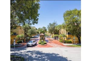 8270 Sw 149th Ct 10-209 Miami, FL 33193 - MLS#A11999812