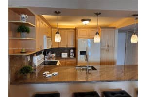 3725 S Ocean Dr APT 421, Hollywood, FL 33019, - MLS#A11999839