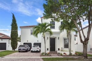 17081 Sw 94th Way, Miami