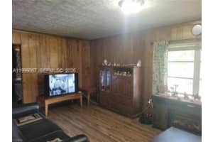 1104 Gulf St Moore Haven, FL 33471 - MLS#A11999867