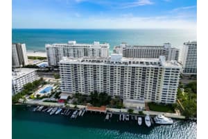 5600 Collins Ave 10g, Miami Beach