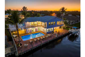 474 Peninsula Dr Fort Pierce, FL 34946 - MLS#A11999888