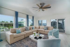 474 Peninsula Dr Fort Pierce, FL 34946 - MLS#A11999888