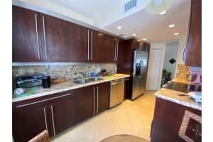 701 Brickell Key Blvd APT 2104, Miami, FL 33131, - MLS#A11999904