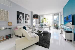 2100 Park Ave 210, Miami Beach