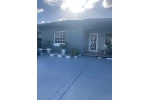1394 W 30th St, Hialeah