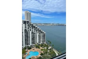 770 Claughton Island Dr Ph-19, Miami