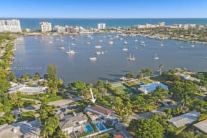 911 N North Lake Dr, Hollywood, FL 33019, - MLS#A11999925