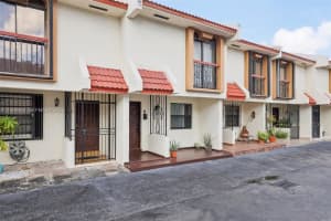 8389 NW 8th St, Miami, FL 33126, Sold 06/16/26