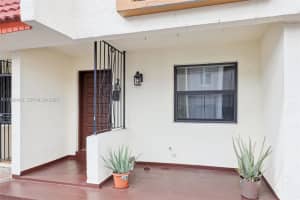 8389 NW 8th St, Miami, FL 33126, Sold 06/16/26