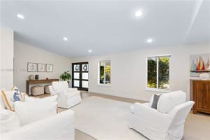 13303 Sw 58th Ave 13303 Pinecrest, FL 33156 - MLS#A11999946