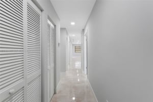 15685 Sw 82nd Cir Ln 28, Miami