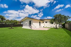8220 SW 29th St, Miami, FL 33155, - MLS#A11999987