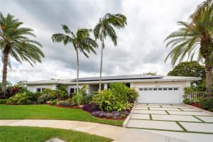 16751 Waters Edge Dr, Weston, FL 33326, - MLS#A11999992