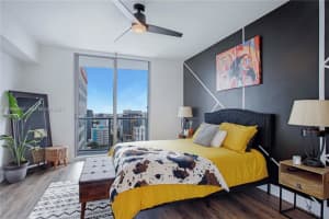 185 Sw 7th St 2514, Miami
