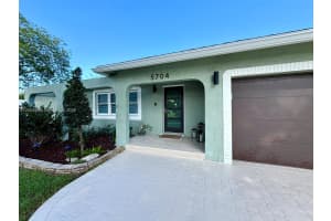 5704 SW 116th Ave, Cooper City, FL 33330, - MLS#A12000000
