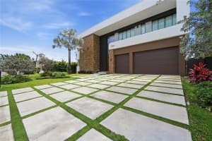 3300 NE 170th St, North Miami Beach, FL 33160, - MLS#A12000005