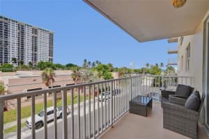 1401 S Ocean Dr 302 Hollywood, FL 33019 - MLS#A12000021