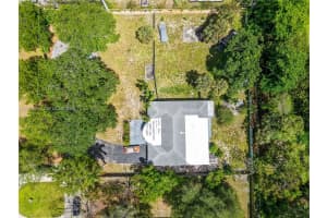 4020 SW 2nd St, Plantation, FL 33317, - MLS#A12000040