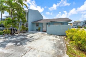 3868 Sw 107th Ave 5-11 Miami, FL 33165 - MLS#A12000055