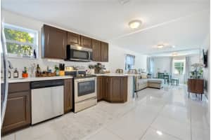 827 Nw 114th Street, Miami, Fl 33168, Miami