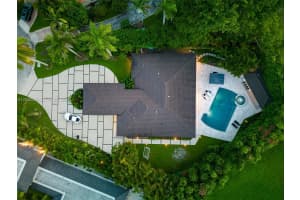 4800 Bay Point Rd Miami, FL 33137 - MLS#A12000069