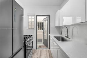 717 Española Wy APT 110, Miami Beach, FL 33139, - MLS#A12000079