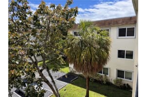 2210 Taylor St APT 305, Hollywood, FL 33020, - MLS#A12000087