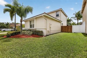 19018 Nw 23rd Pl Pembroke Pines, FL 33029 - MLS#A12000090