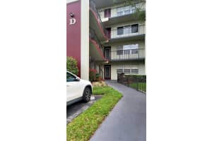 13255 Sw 7th Ct 203d, Pembroke Pines