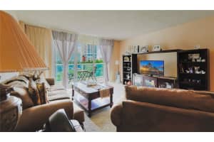 3800 S Ocean Dr APT 409, Hollywood, FL 33019, - MLS#A12000108