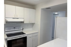 8231 NW 8th St # 2-102, Miami, FL 33126, - MLS#A12000111