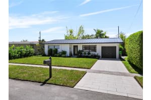 11740 Nw 33rd St Sunrise, FL 33323 - MLS#A12000129