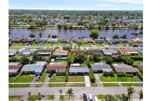 11740 Nw 33rd St Sunrise, FL 33323 - MLS#A12000129