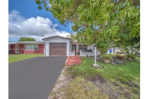 4715 Nw 43rd St Lauderdale Lakes, FL 33319 - MLS#A12000148