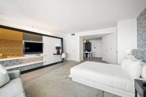 1100 West Ave 819 Miami Beach, FL 33139 - MLS#A12000153