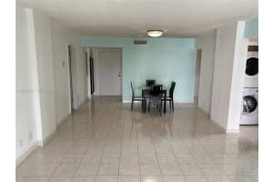 1900 Diana Dr APT 3D, Hallandale Beach, FL 33009, - MLS#A12000181