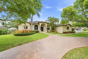 9901 Sw 145th St, Miami