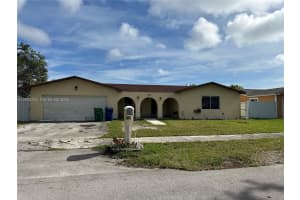17335 Sw 108th Ct Miami, FL 33157 - MLS#A12000235