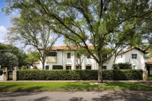 475 Amalfi Ave Coral Gables, FL 33146 - MLS#A12000249