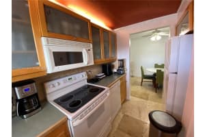 250 Layne Blvd 110 Hallandale Beach, FL 33009 - MLS#A12000257