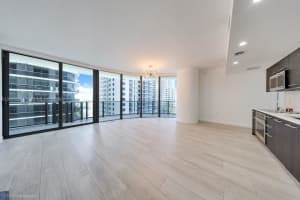 45 Sw 9th St 1808 Miami, FL 33130 - MLS#A12000261