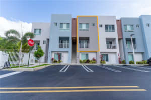 2505 Ne 193rd St 4215 Miami, FL 33180 - MLS#A12000285