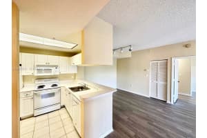 2812 Grande Pkwy APT 302, Palm Beach Gardens, FL 33410, - MLS#A12000311