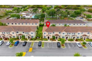 2440 SE 10th St, Homestead, FL 33035, - MLS#A12000312