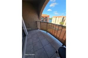 5201 Nw 7th St 609w Miami, FL 33126 - MLS#A12000322