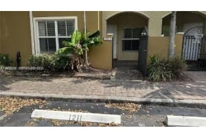 2851 W Prospect Rd 1211 Tamarac, FL 33309 - MLS#A12000335