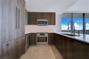 88 SW 7th St Apt 2602, Miami, FL 33130, - MLS#A12000336